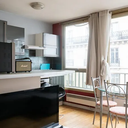For 4 Near The Arc De Triomphe Apartment Paris